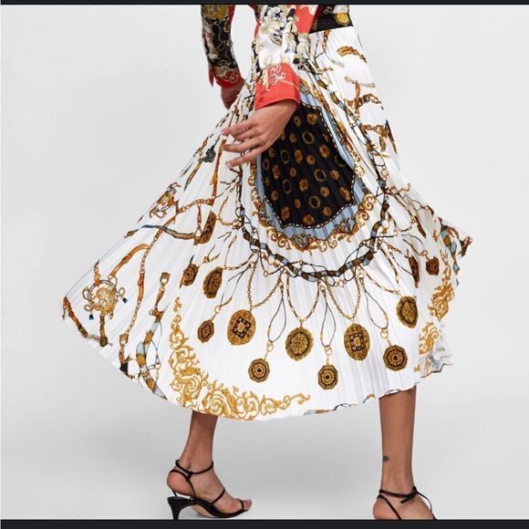 Zara chain navy gold accordion midi skirt small s - Picture 3 of 9